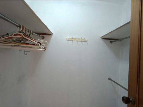 Apartamento En Alquiler Urb. Los Mangos Pe-8370769