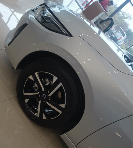Nissan Sentra 2.0 Advance Cvt