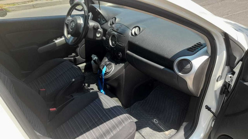Mazda 2 1.5 Mec 108.000 Km 2011