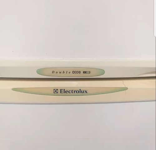 Heladera Electrolux Double D33