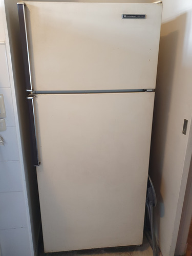 Heladera White- Westinghouse Frost Free Beige M/b Estado Beige (Usado)