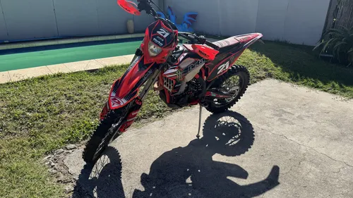 Beta 390. 4t.