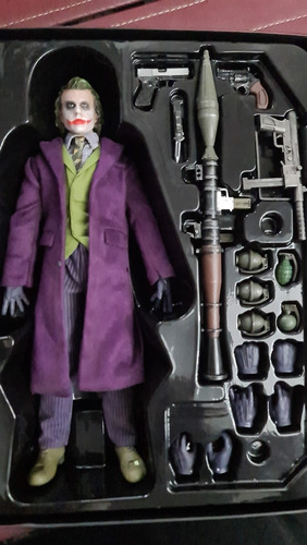 Joker Heath Ledger The Dark Knight Beast Kingdom 20cms 