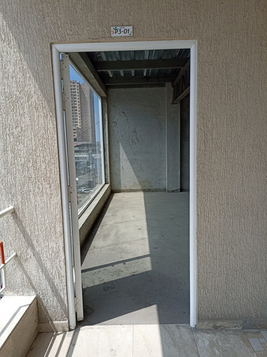 Imagen 4 de 7 de Se Vende Local Comercial En El C.c Vitali Center En Plc
