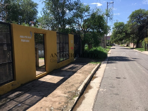 Terreno En Venta, A Una Cuadra De Donato Alvarez Córdoba