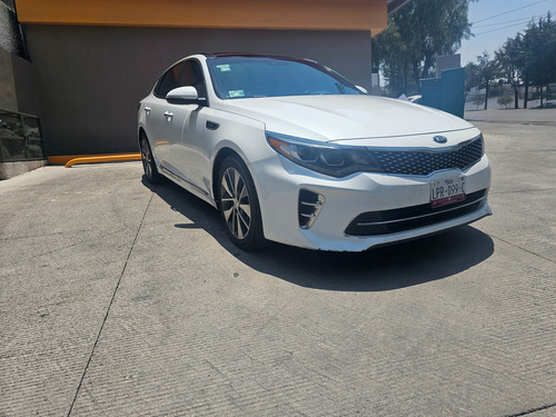 Kia Optima 2.0 L Turbo Gdi Sxl At