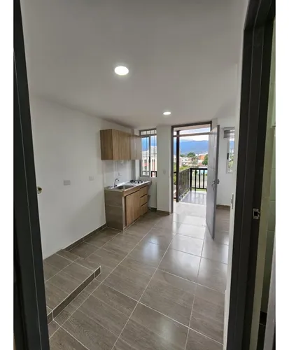 Venta Edificio De Apartaestudios Barrio La Selva