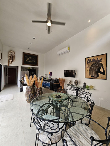 Casa De Una Planta Con Alberca Ubicada Canarias Conkal.