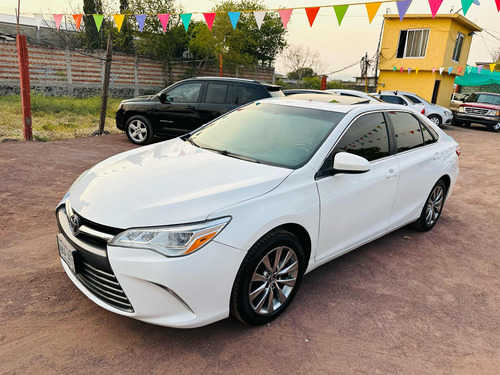 Toyota Camry 3.5 Xle V6 At