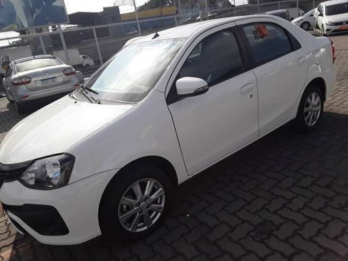 Imagem 4 de 9 de Toyota Etios 1.5 X Plus Sedan 16v Flex 4p Automático