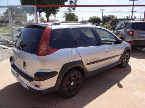 Imagem 4 de 11 de Peugeot 206 1.6 Escapade Sw 16v Flex 4p Manual
