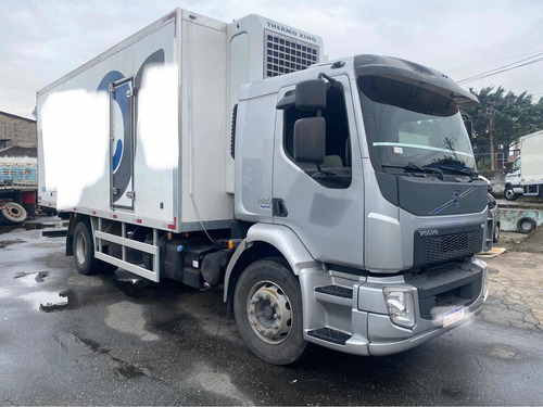 Imagem 4 de 13 de Volvo Vm 220
