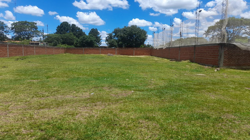 Terreno Amplio, Excelente Ubicación