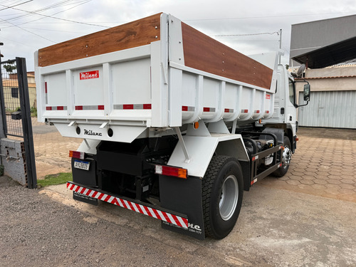 Caminhao Bascula A Venda Mb 1719 Ano 2014 Com Bascula 2025