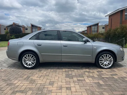 Audi A4 1.8 T Luxury