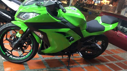 Ninja 300 Color Verde