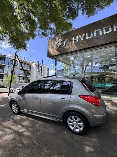 Nissan Tiida 1.8 Acenta