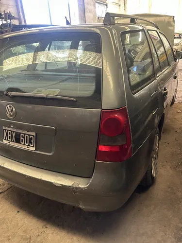 Volkswagen Gol Country 1.6n Gnc Chocado Poco Frente Solament