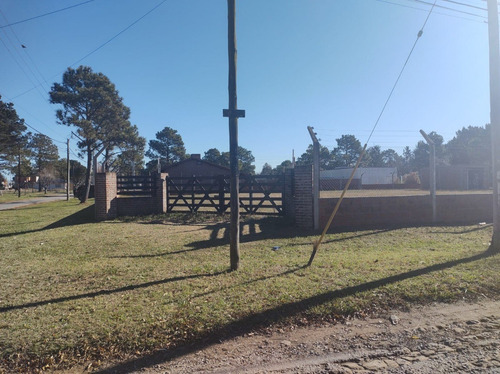Imagen 12 de 13 de Amplios Lotes En Esquina Barrio Ezcurra