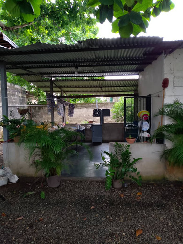 Se Vende Casa Barrio La Goajira Sector Mesa De Cavacas Ve08-253bg-cgar