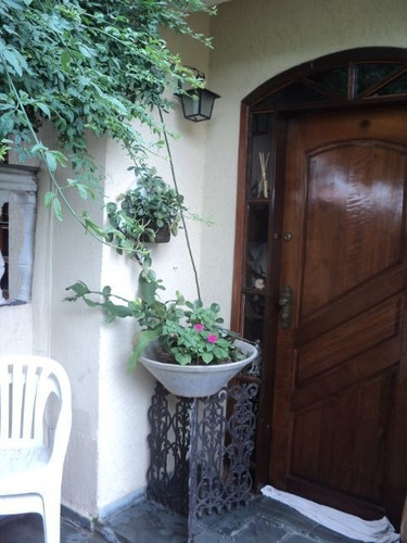 Casa À Venda Na Rua Marcílio Dias, Lapa, São Paulo - Sp - Liv-12569