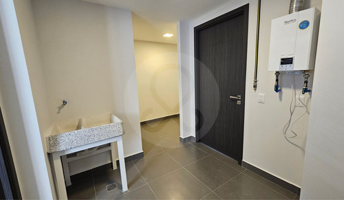 Departamento En Renta En Bosque Real