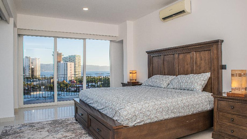 Departamento En Venta En Colonia Zona Hotelera Norte, Puerto Vallarta, Jalisco