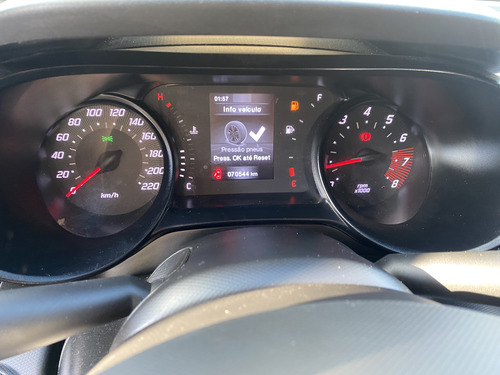 Fiat Cronos 1.0 Drive Flex 4p