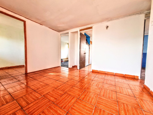 Depto Grande 64m2, 4 Dormitorios, Las Rejas/5 De Abril
