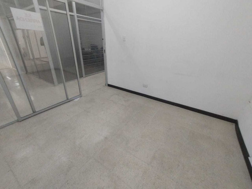 Imagen 3 de 18 de Local En Arriendo Pasajes Centro De Pereira 4854761