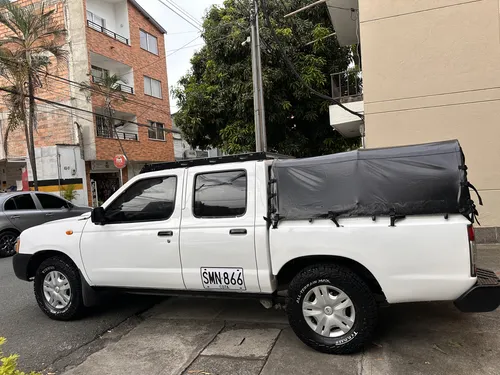 Nissan Frontier 2.5 Std D22 4x2