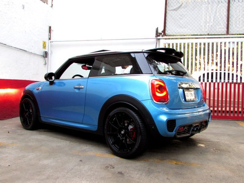 Mini Cooper Hot Chili John Cooper Works Std 2017