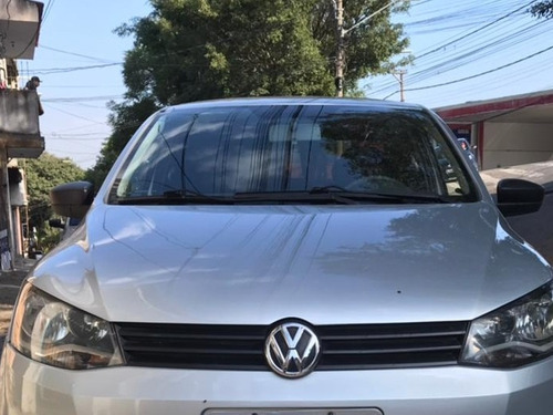 Imagem 10 de 11 de Volkswagen Voyage 2015 1.0 Trendline Total Flex 4p