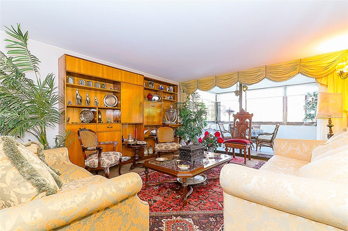Departamento En Venta De 4 Dorm. En Providencia