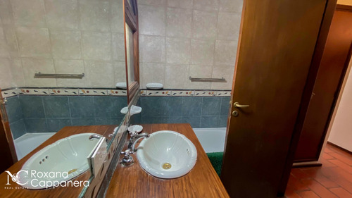 Casa De 4 Dormitorios Y Dependencias En Venta Cerca De La Playa En Cariló