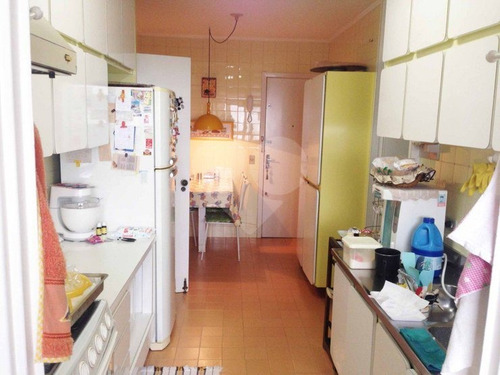4 Dormitórios, 1 Suite, 1 Vaga - 375-im82205