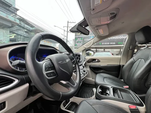 Chrysler Pacifica Limited 2018