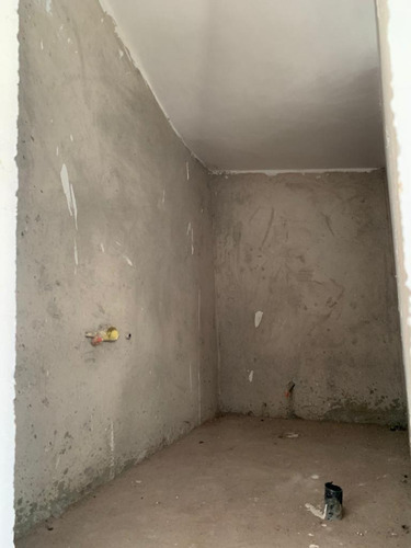 Imagen 6 de 16 de Venta De Casa En Terrazas El Carrascal, Obra Gris. Adlz
