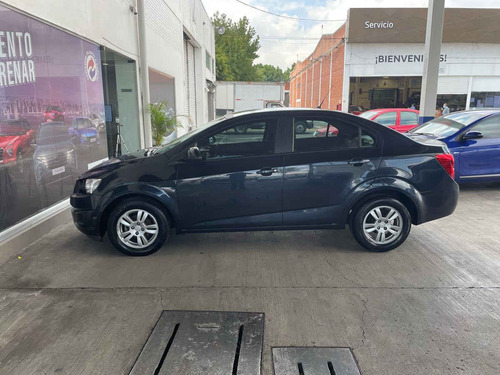 Imagen 14 de 15 de Chevrolet Sonic 2016 4p Lt L4/1.6 Man