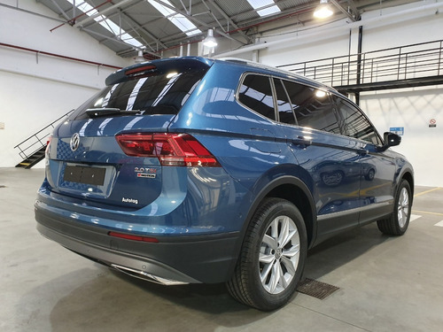Imagen 8 de 25 de Volkswagen Tiguan Allspace 350 Tsi Comfortline Inmediata