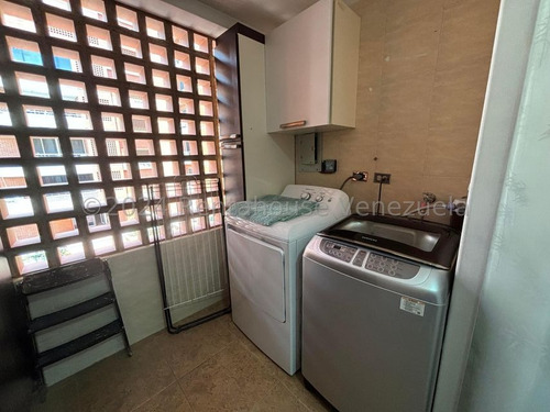 Se Pfrece En Venta Bello E Impecable Apartamento Remodelado Ubicado En Lomas Del Sol
