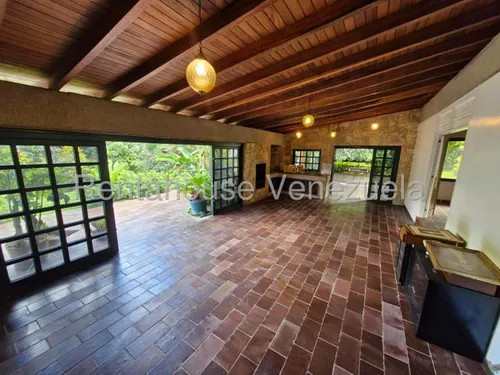 Casas En Venta Mls #25-12512