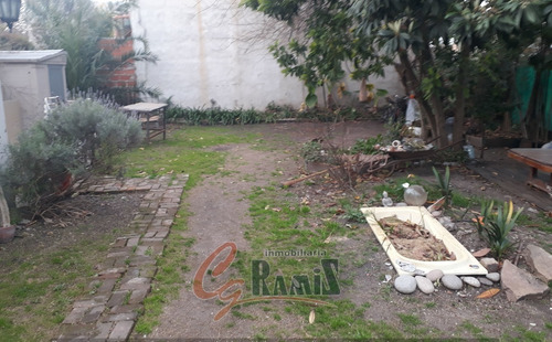 Imagen 12 de 15 de Casa En Venta 4amb Darragueira 1700 Ituzaingó