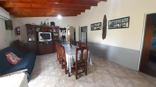 Imagen 9 de 19 de Casa Quinta A La Venta En Cañuelas Sobre Un Lote De 2.200 M2