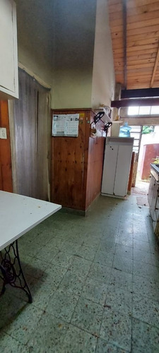 Casa Chica Para Reformar, Sobre Lote 200 M2 En Ituzaingó