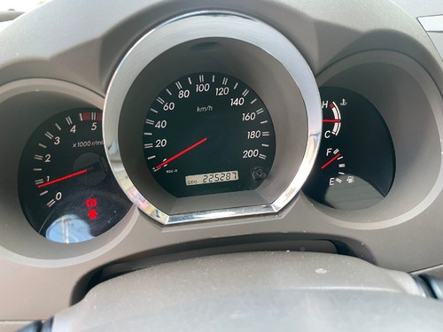 Imagem 9 de 10 de Toyota Hilux