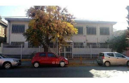 Imagen 16 de 28 de Edificio Comercial