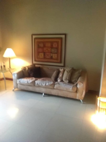 Imagen 5 de 11 de Oportunidad Se Vende Exclusiva Casa 1 Planta Altos Guataparo
