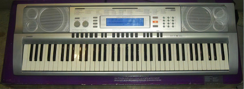 Teclado musical Casio Standard WK-210 76 teclas