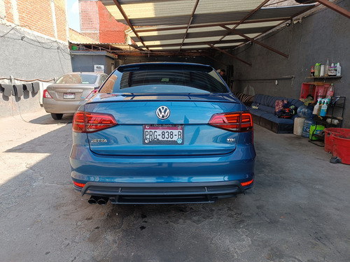 Volkswagen Jetta 2.0 Tdi L4 T Diesel Nave B A C At